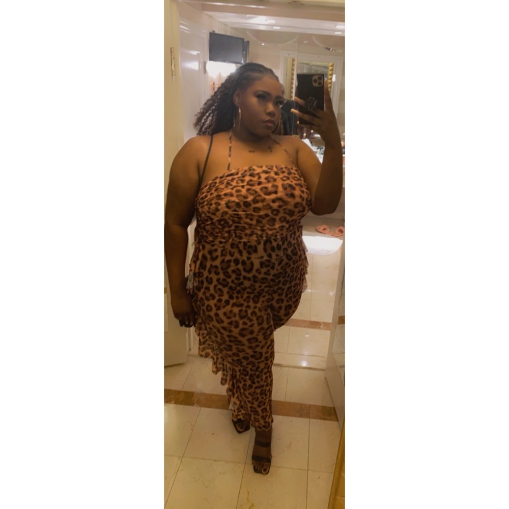 Plus Leopard Print Ruched Ruffle Trim Halter Neck Unitard Jumpsuit - Picture 3 of 3